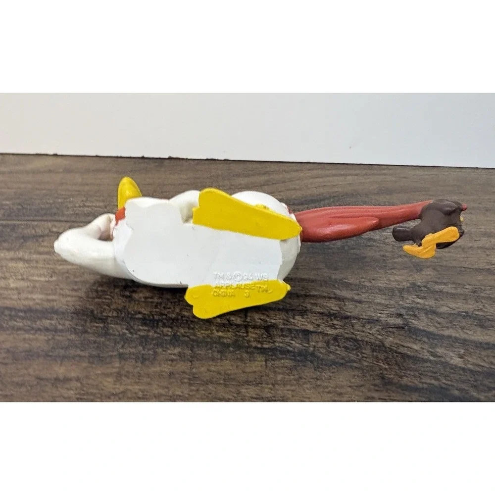 Vintage Looney Tunes 4.5